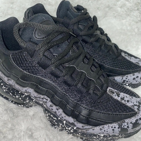 Women’s Nike Air Max 95 ‘SPLATTER’ Size 5.5 - Picture 2 of 6